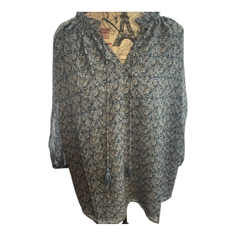 Chelsea & Theodore Blue and White Floral Blouse